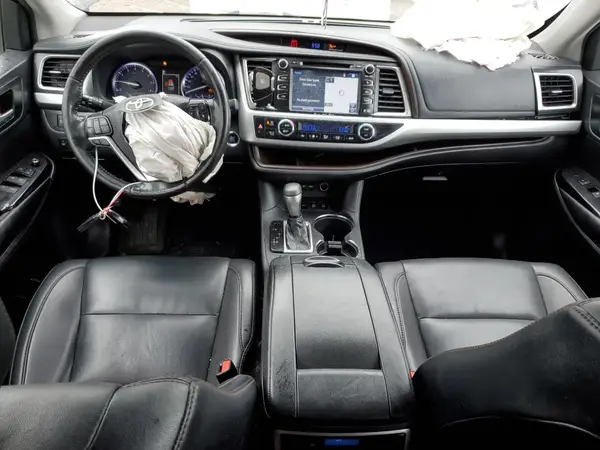 5TDJZRFH7KS598809 2019 TOYOTA HIGHLANDER - Image 8
