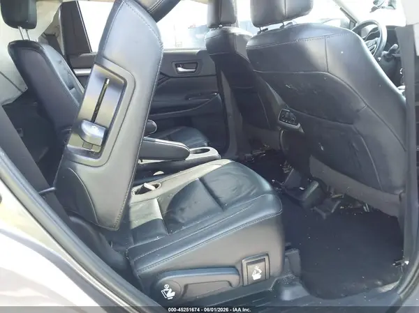 5TDJZRFH7KS605418 2019 TOYOTA HIGHLANDER - Image 8
