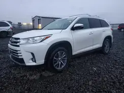 5TDJZRFH7KS608061 2019 TOYOTA HIGHLANDER