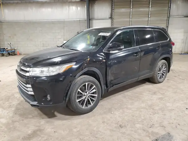 5TDJZRFH7KS608156 2019 TOYOTA HIGHLANDER - Image 1