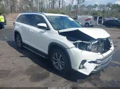 5TDJZRFH7KS610795 2019 TOYOTA HIGHLANDER