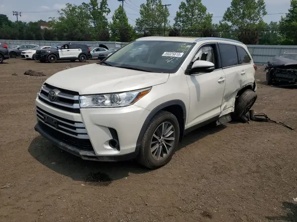 5TDJZRFH7KS611896 2019 TOYOTA HIGHLANDER - Image 1