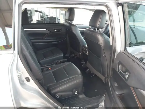 5TDJZRFH7KS614958 2019 TOYOTA HIGHLANDER - Image 8