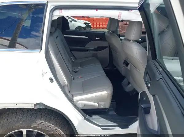 5TDJZRFH7KS616354 2019 TOYOTA HIGHLANDER - Image 8
