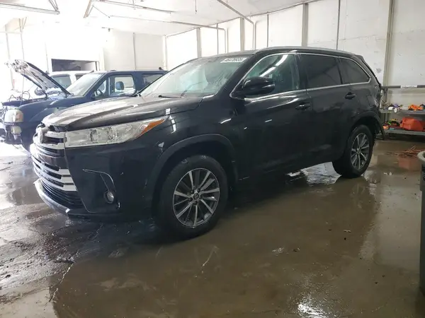 5TDJZRFH7KS624972 2019 TOYOTA HIGHLANDER - Image 1