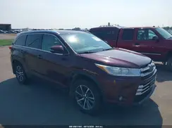 5TDJZRFH7KS702988 2019 TOYOTA HIGHLANDER