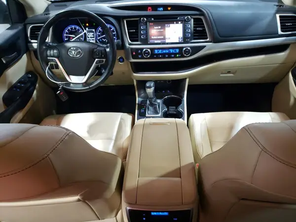 5TDJZRFH7KS708483 2019 TOYOTA HIGHLANDER - Image 8