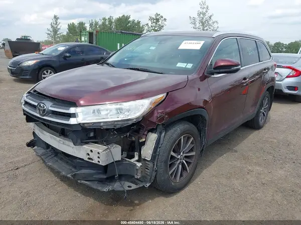 5TDJZRFH7KS710718 2019 TOYOTA HIGHLANDER - Image 2