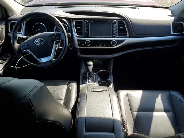 5TDJZRFH7KS721766 2019 TOYOTA HIGHLANDER - Image 8