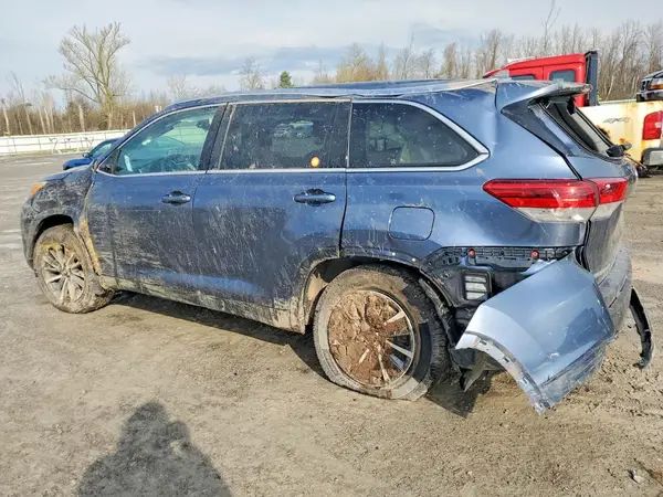 5TDJZRFH7KS916959 2019 TOYOTA HIGHLANDER - Image 2