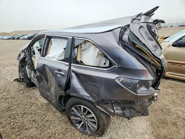 5TDJZRFH7KS929274 2019 TOYOTA HIGHLANDER - Image 2