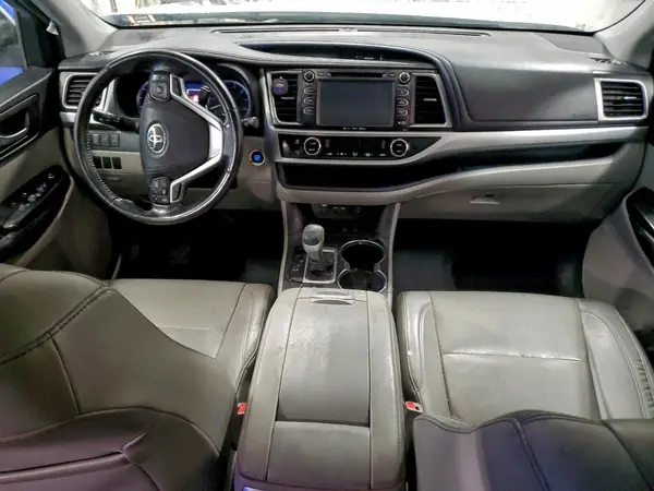 5TDJZRFH7KS944647 2019 TOYOTA HIGHLANDER - Image 8