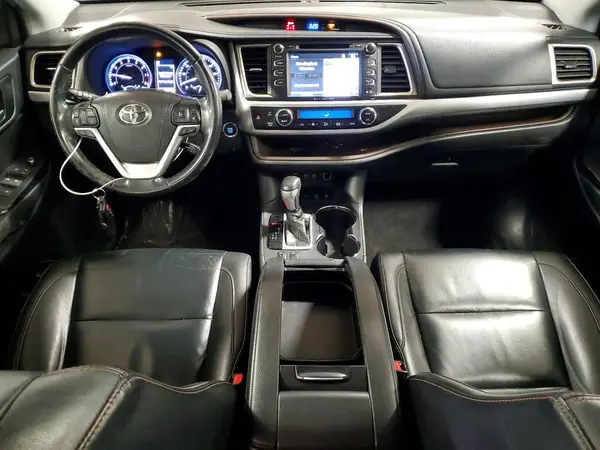 5TDJZRFH7KS945135 2019 TOYOTA HIGHLANDER - Image 8