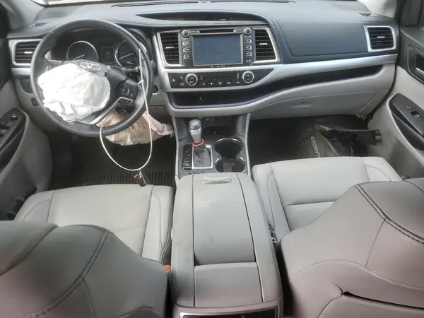 5TDJZRFH7KS955339 2019 TOYOTA HIGHLANDER - Image 8