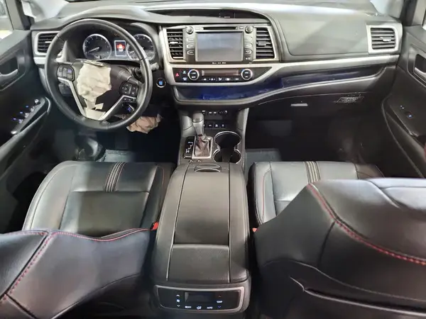 5TDJZRFH7KS973517 2019 TOYOTA HIGHLANDER - Image 8
