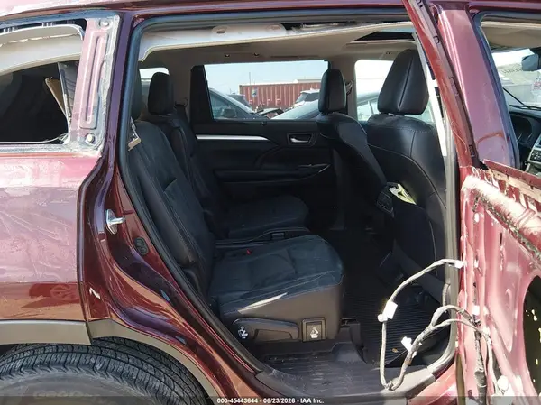 5TDJZRFH7KS986946 2019 TOYOTA HIGHLANDER - Image 8