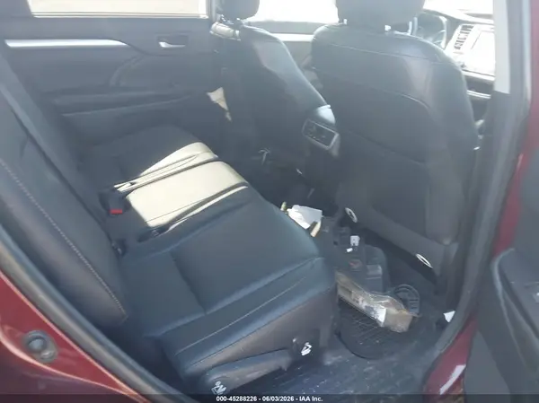 5TDJZRFH8HS369189 2017 TOYOTA HIGHLANDER - Image 8