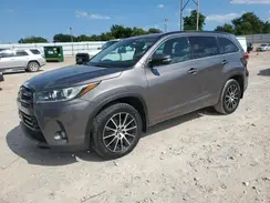 5TDJZRFH8HS369340 2017 TOYOTA HIGHLANDER