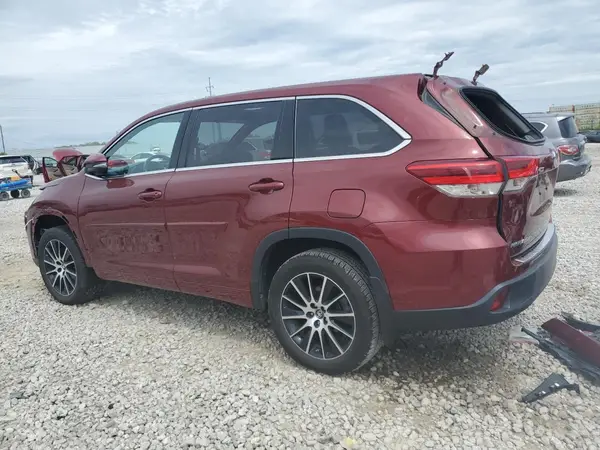 5TDJZRFH8HS371976 2017 TOYOTA HIGHLANDER - Image 2