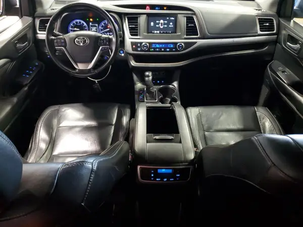 5TDJZRFH8HS382346 2017 TOYOTA HIGHLANDER - Image 8