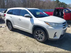 5TDJZRFH8HS394416 2017 TOYOTA HIGHLANDER