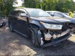 5TDJZRFH8HS395467 2017 TOYOTA HIGHLANDER