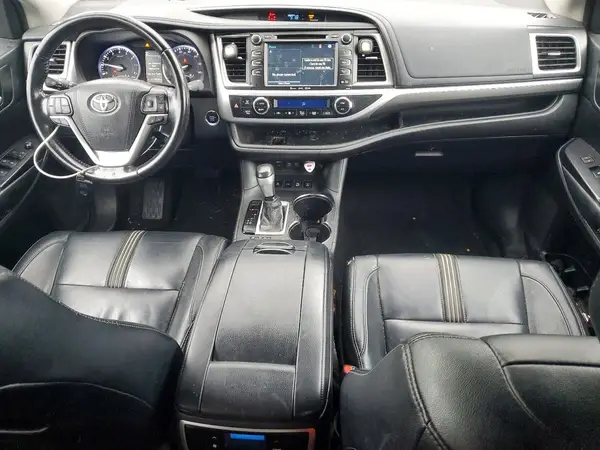 5TDJZRFH8HS406533 2017 TOYOTA HIGHLANDER - Image 8