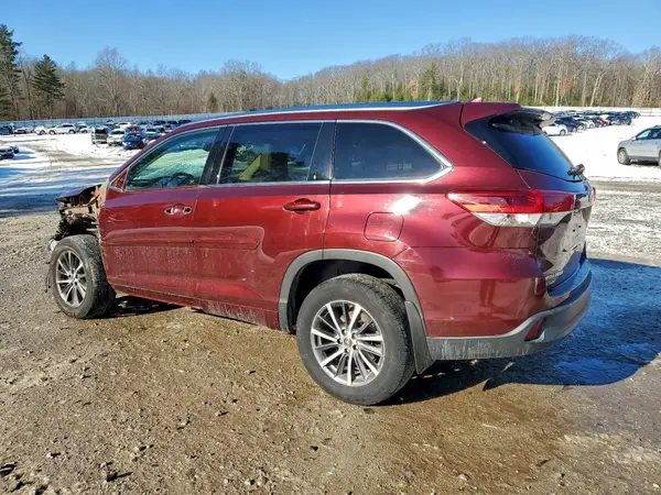 5TDJZRFH8HS459474 2017 TOYOTA HIGHLANDER - Image 2