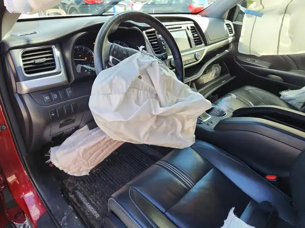 5TDJZRFH8HS473746 2017 TOYOTA HIGHLANDER - Image 8