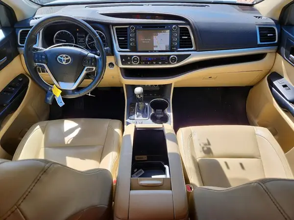 5TDJZRFH8HS478879 2017 TOYOTA HIGHLANDER - Image 8