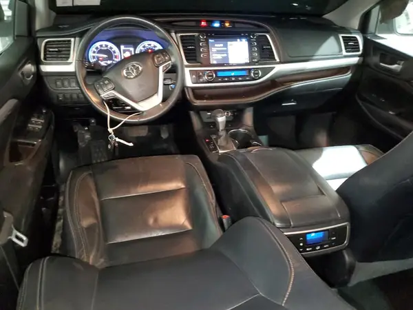 5TDJZRFH8HS480471 2017 TOYOTA HIGHLANDER - Image 8