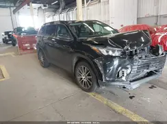 5TDJZRFH8HS483645 2017 TOYOTA HIGHLANDER