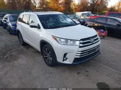 5TDJZRFH8HS511640 2017 TOYOTA HIGHLANDER