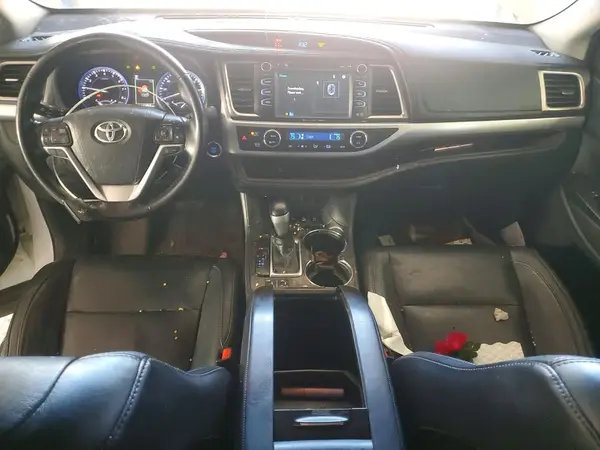 5TDJZRFH8HS517891 2017 TOYOTA HIGHLANDER - Image 8