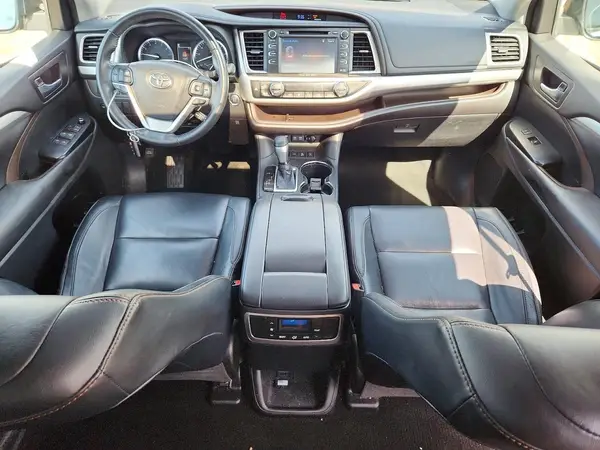 5TDJZRFH8JS546040 2018 TOYOTA HIGHLANDER - Image 8