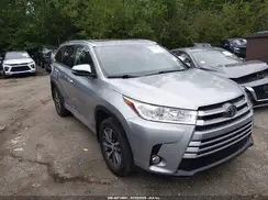 5TDJZRFH8JS552582 2018 TOYOTA HIGHLANDER