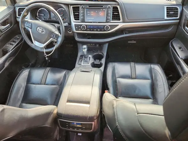 5TDJZRFH8JS554770 2018 TOYOTA HIGHLANDER - Image 8