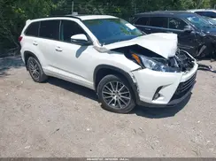 5TDJZRFH8JS555708 2018 TOYOTA HIGHLANDER