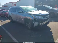 5TDJZRFH8JS562402 2018 TOYOTA HIGHLANDER