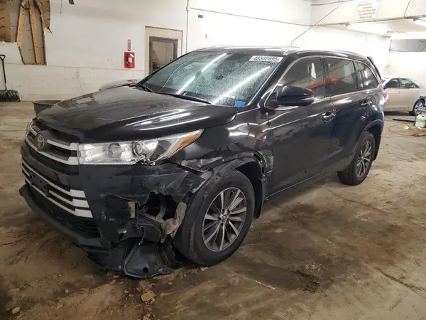 5TDJZRFH8JS803214 2018 TOYOTA HIGHLANDER - Image 1