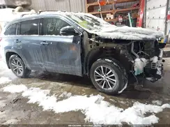 5TDJZRFH8JS808462 2018 TOYOTA HIGHLANDER