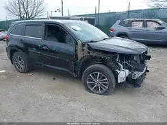 5TDJZRFH8JS822622 2018 TOYOTA HIGHLANDER