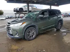 5TDJZRFH8JS822765 2018 TOYOTA HIGHLANDER