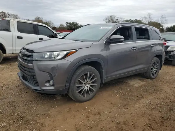 5TDJZRFH8JS844152 2018 TOYOTA HIGHLANDER - Image 1