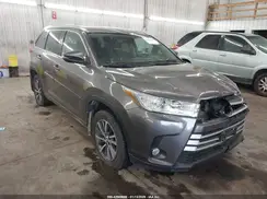 5TDJZRFH8JS855670 2018 TOYOTA HIGHLANDER