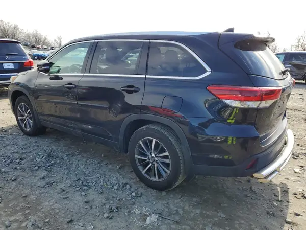 5TDJZRFH8KS565088 2019 TOYOTA HIGHLANDER - Image 2