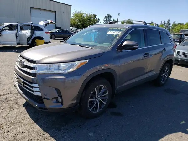 5TDJZRFH8KS567519 2019 TOYOTA HIGHLANDER - Image 1