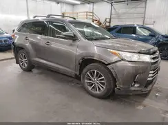 5TDJZRFH8KS576804 2019 TOYOTA HIGHLANDER