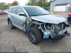 5TDJZRFH8KS580335 2019 TOYOTA HIGHLANDER
