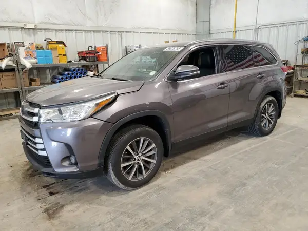 5TDJZRFH8KS582716 2019 TOYOTA HIGHLANDER - Image 1